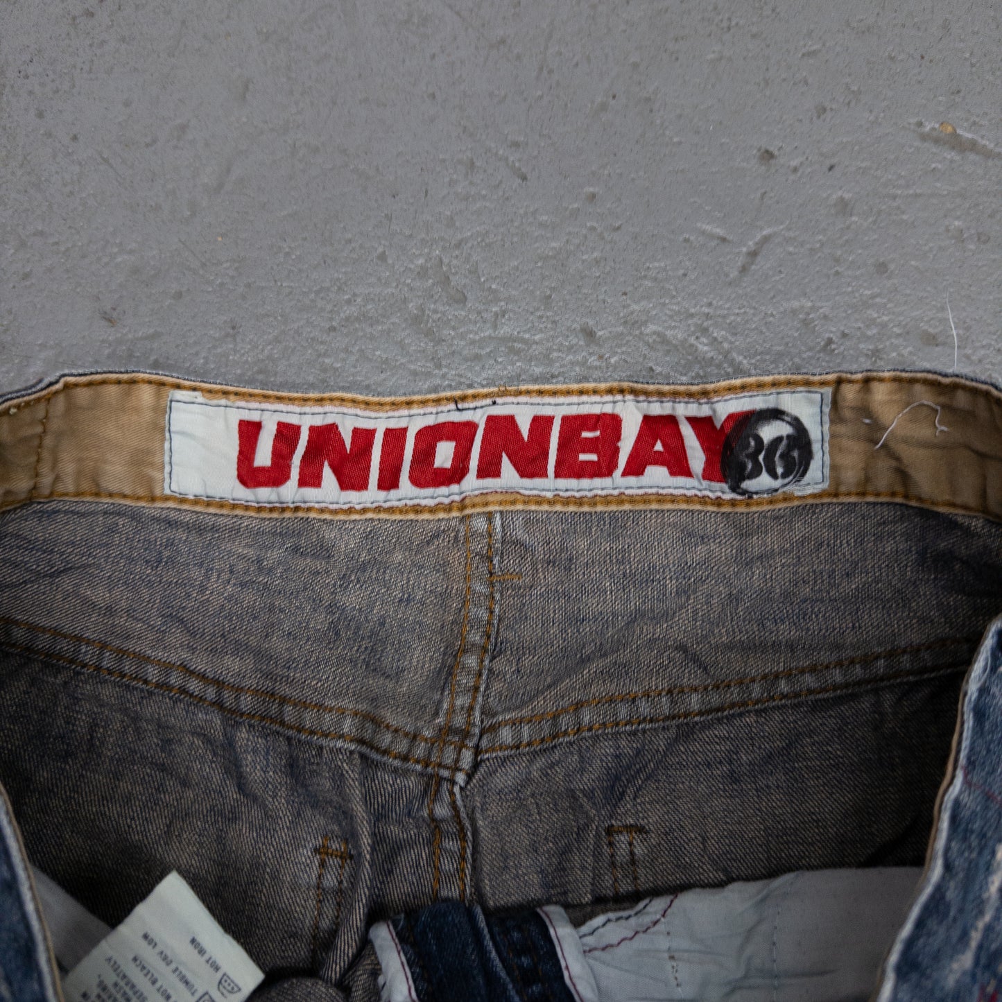 Vintage 2000s Union Bay Boot Cut Denim Men's Jeans - 36x30