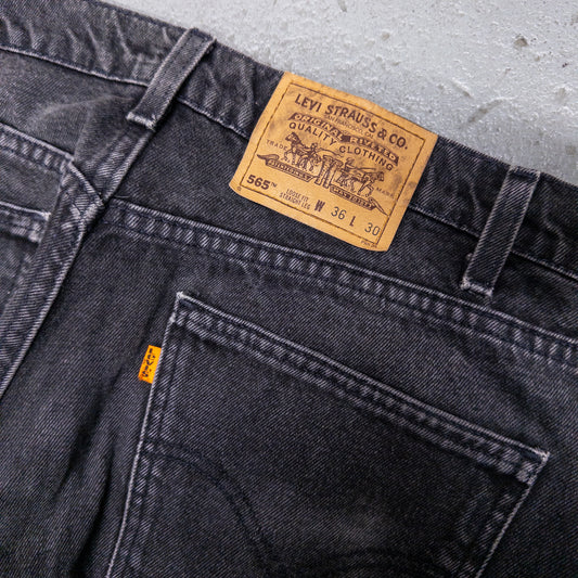 Vintage 90s Levi’s 565 Orange Tab Black Men's Jeans - 36x30