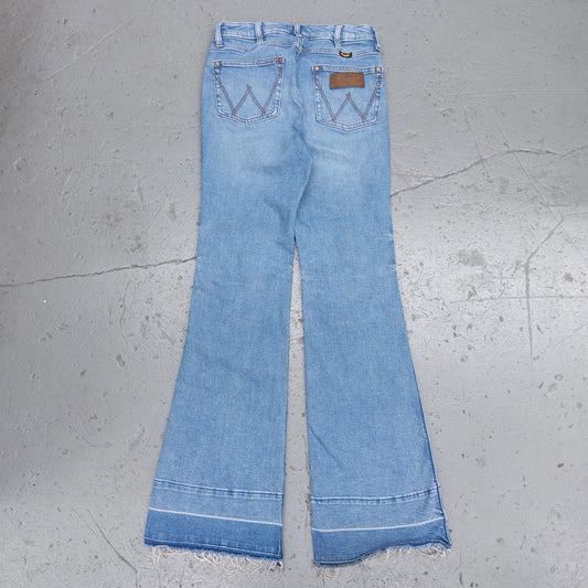 Vintage 2000s Wrangler Bell Bottoms Women's Jeans - 27x32