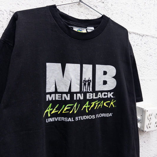 Vintage 2000s Men In Black Alien Attach Universal Studios Tee - XL