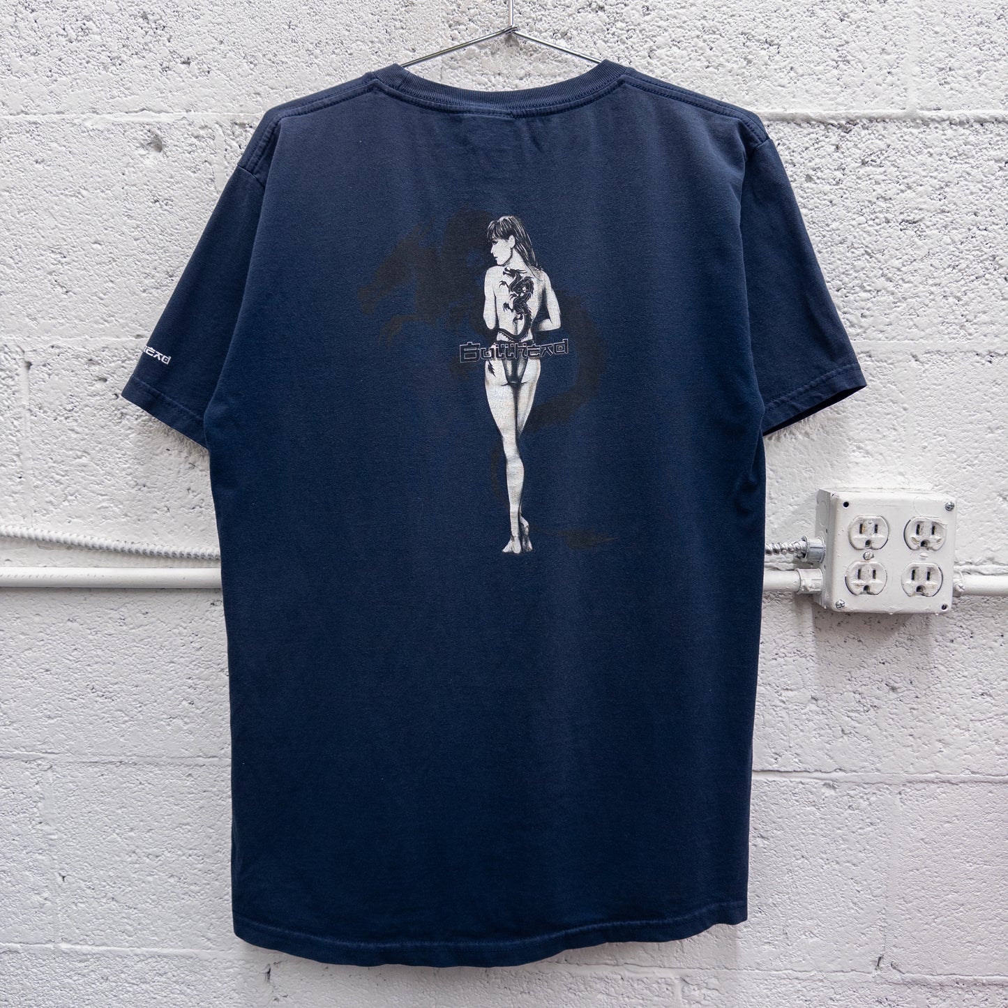 Vintage 2000s Bullhead Dragon Girl Surf Tee - L