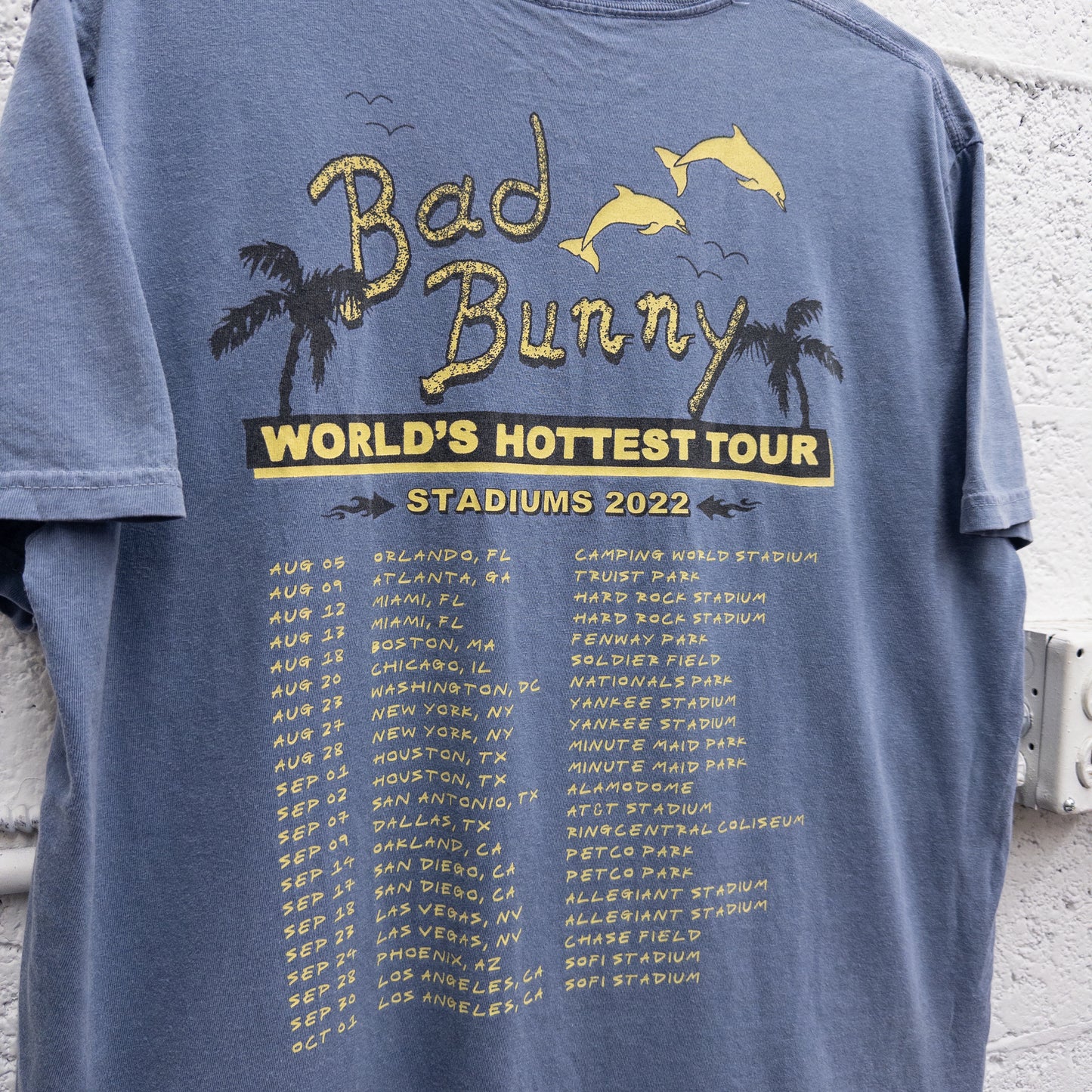 Bad Bunny Un Verano Sin Ti Worlds Hottest Tour Tee - L