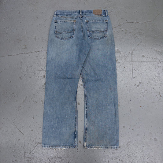 Vintage 2000s Wrangler Boot Cut Distressed Mens Jeans - 33x32