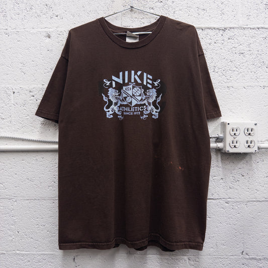 Vintage 2000s Nike Athletics Brown logo Tee - XL