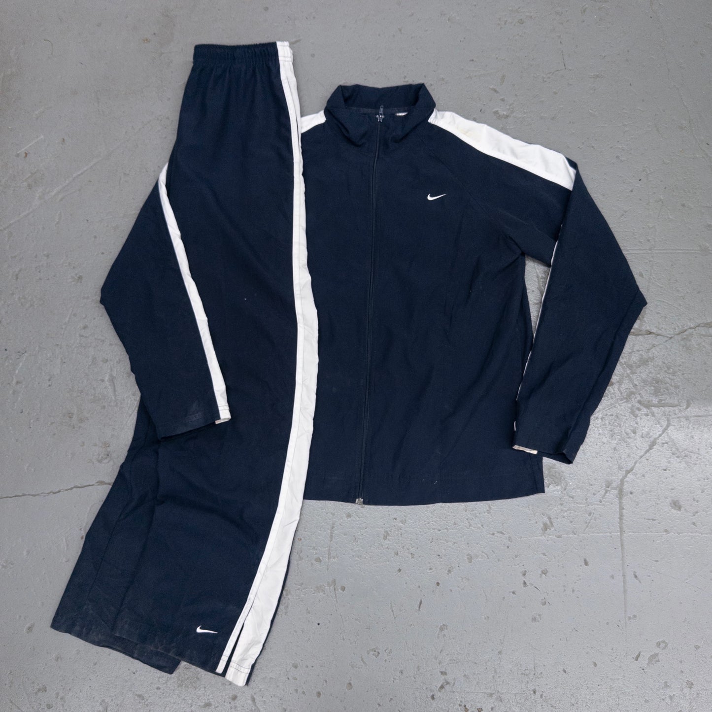 Vintage 2000s Nike Women's Track Set - M
