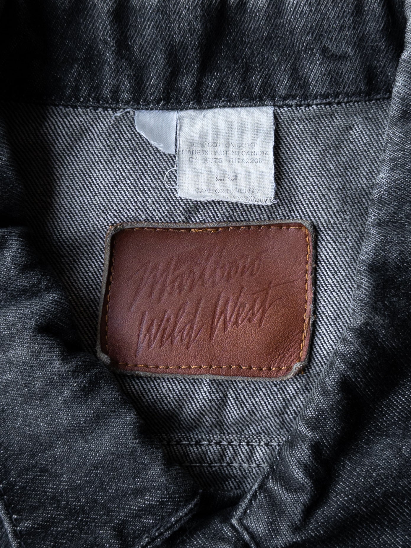 Vintage 90s Marlboro Wild West Cowboy Denim Jacket - Large