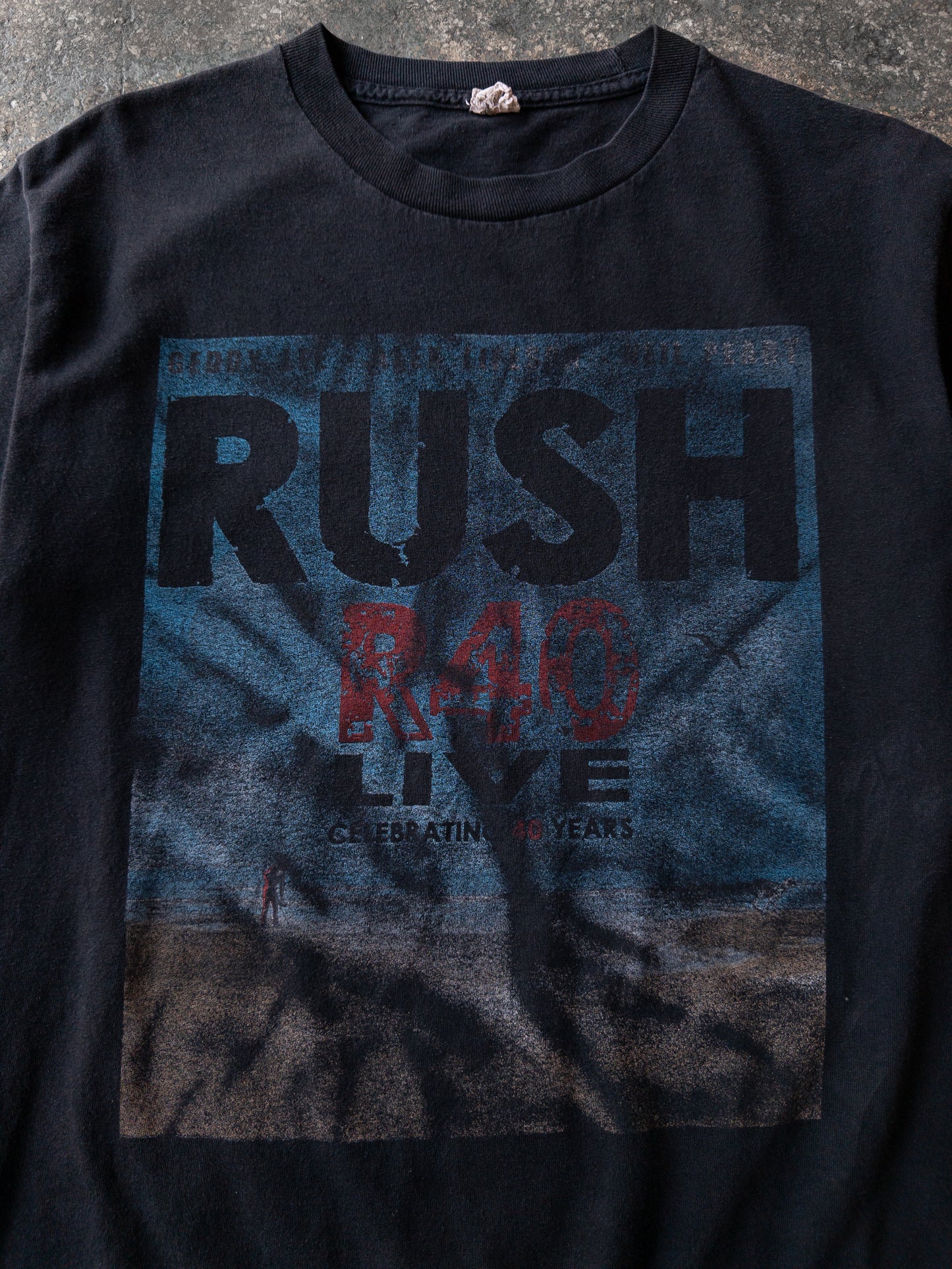 Rush R40 Anniversary Faded Band Tee - Medium