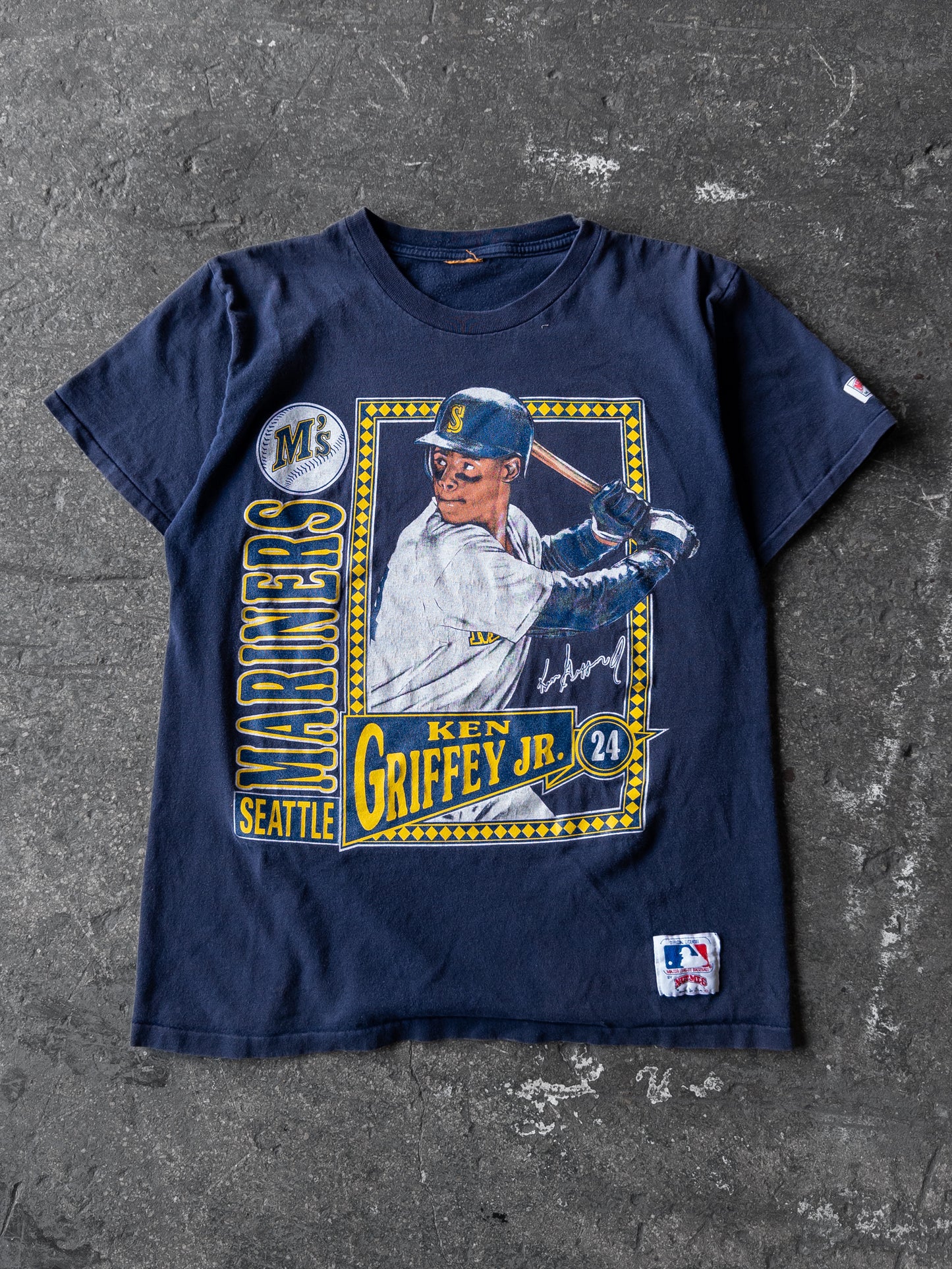 Vintage 90s Ken Griffey Jr. Tee - Large
