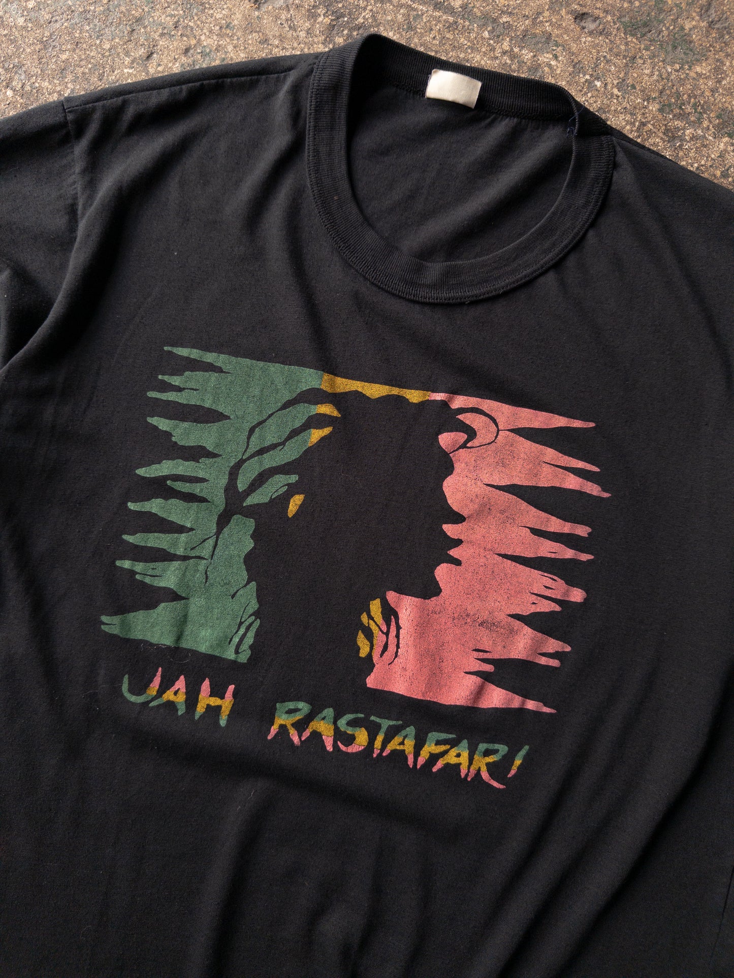 Vintage 90s Jah Rastafari Tee - Large