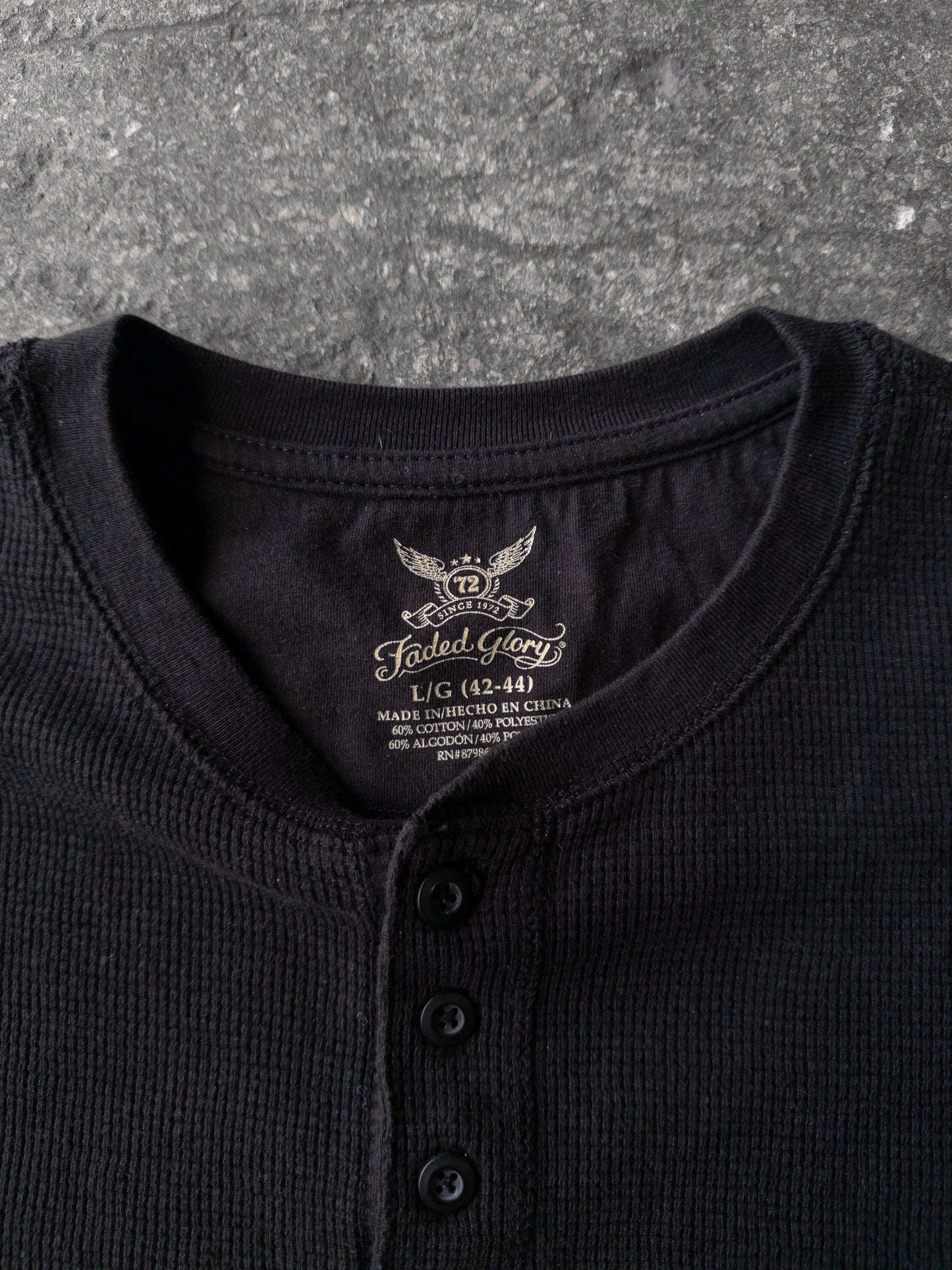 Vintage 2000s Faded Glory Black Thermal - Large