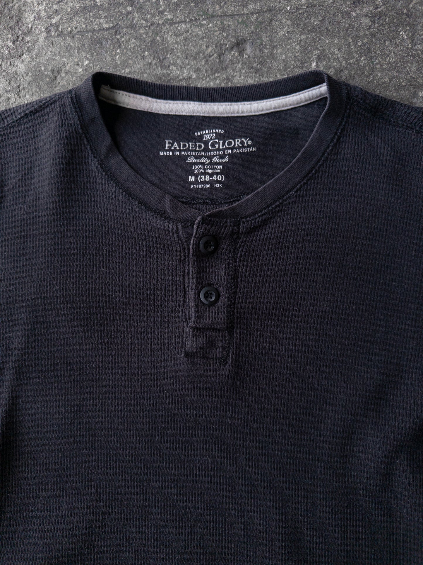 Vintage 2000s Faded Glory Black Thermal - Medium