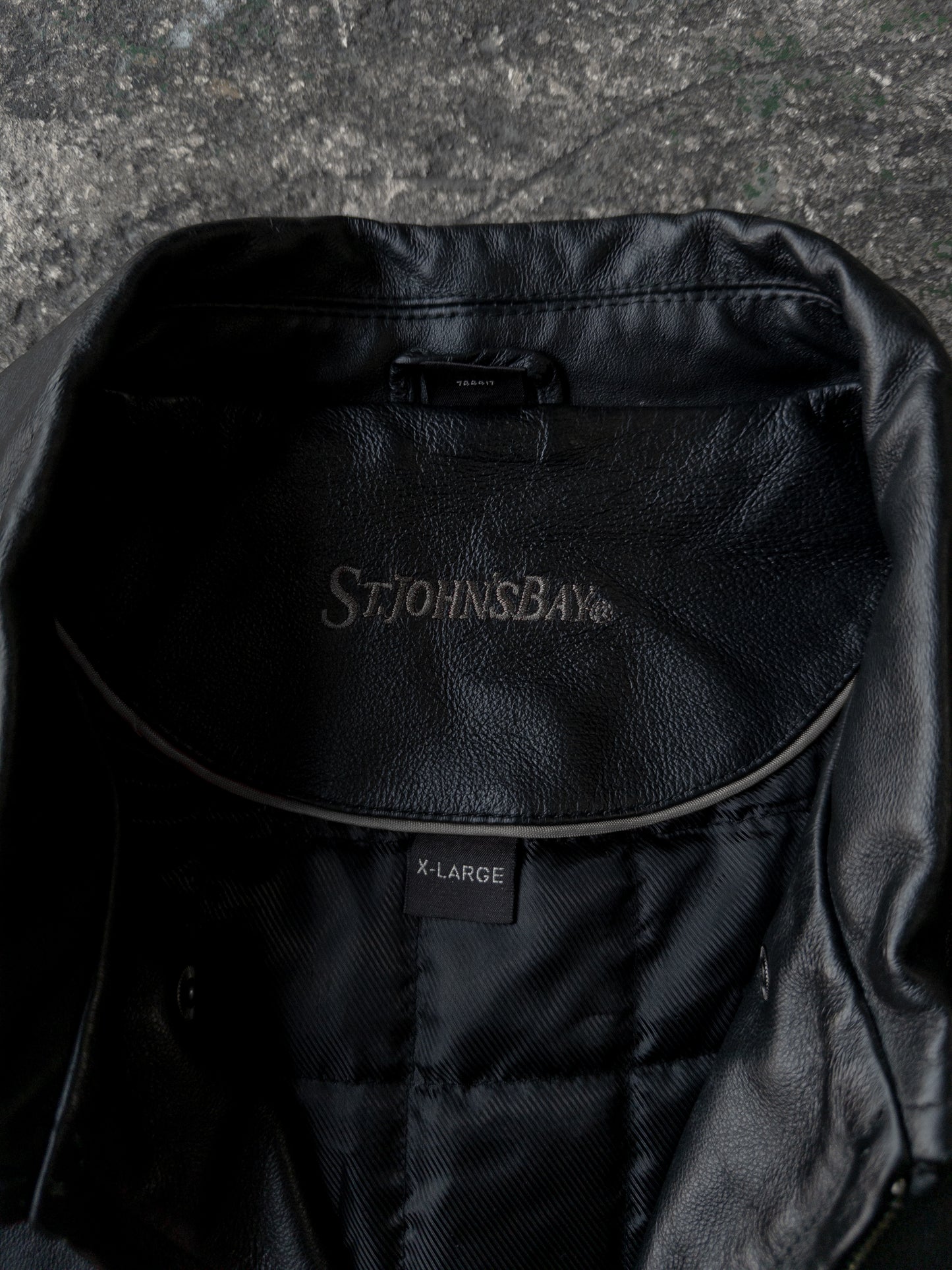 Vintage 2000s St. Johns Bay Black Leather Bomber Jacket - XL