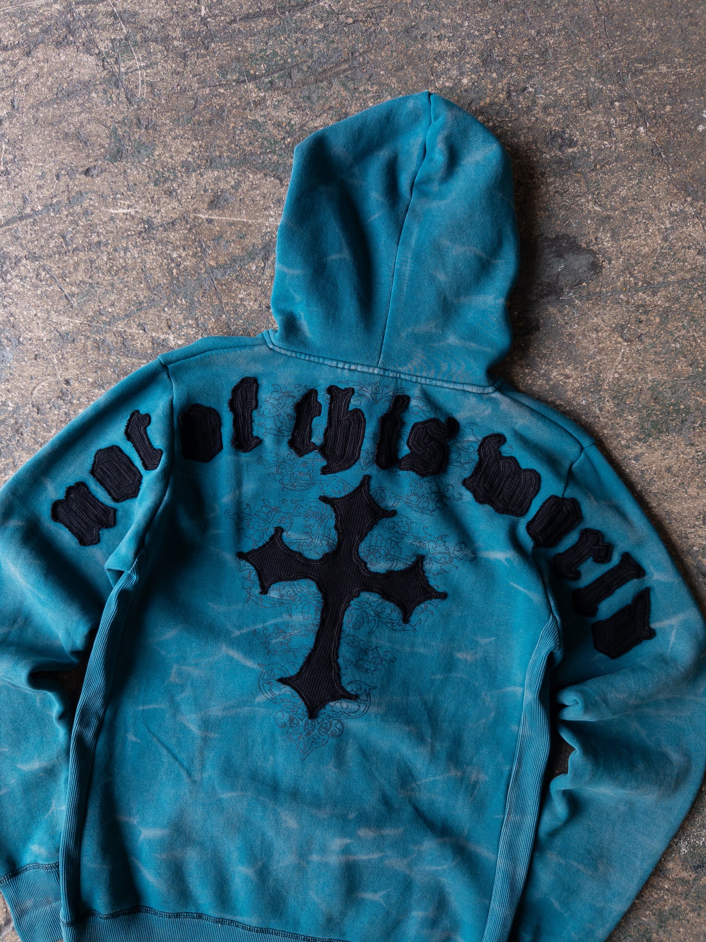 Vintage 2000s Not Of This World Zip Up Hoodie - Large